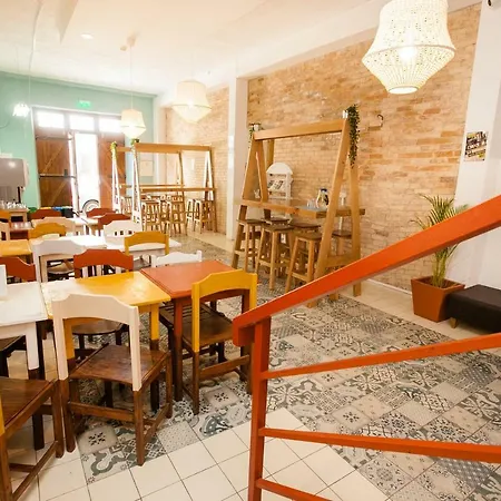 Hub 1878 Auberge de jeunesse *